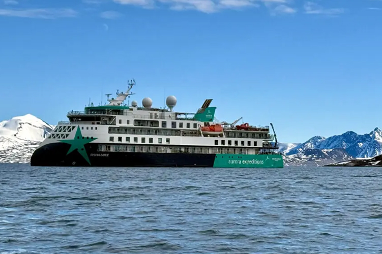 Where Nature Makes the Rules – Exploring Svalbard’s Wild Edge with Aurora Expeditions